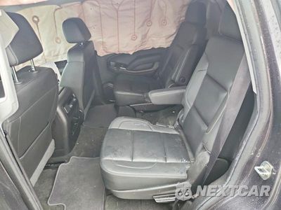 Zdjęcie 11 z 13 samochodu: 2018 CHEVROLET TAHOE VIN:1GNSCBKC7JR267806 - miniatura