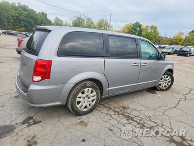 Trzecie zdjęcie samochodu z tyłu: 2018 DODGE GRAND CARAVAN SE VIN:2C4RDGBG8JR346688 - miniatura