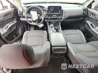 Zdjęcie 8 z 13 samochodu: 2024 NISSAN PATHFINDER SV VIN:5N1DR3BB9RC286025 - miniatura