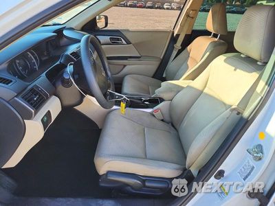 Zdjęcie 7 z 13 samochodu: 2014 HONDA ACCORD LX VIN:1HGCR2F31EA214580 - miniatura