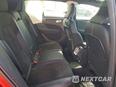 Zdjęcie 10 z 13 samochodu: 2021 VOLVO XC40 T5 R-DESIGN VIN:YV4162UM1M2468211 - miniatura