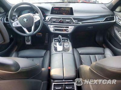 Zdjęcie 8 z 12 samochodu: 2019 BMW 740 I VIN:WBA7E2C52KB454855 - miniatura