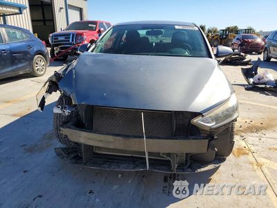 Piąte zdjęcie samochodu w środku: 2018 HYUNDAI ELANTRA SE VIN:KMHD74LFXJU447025 - miniatura