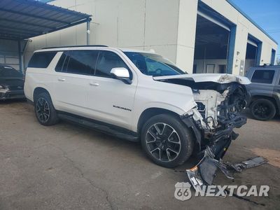Czwarte zdjęcie samochodu z boku: 2022 CHEVROLET SUBURBAN K1500 RST VIN:1GNSKEKD5NR280542 - miniatura