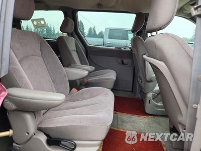 Zdjęcie 11 z 13 samochodu: 2001 CHRYSLER TOWN & COUNTRY LX VIN:2C8GP44311R419132 - miniatura