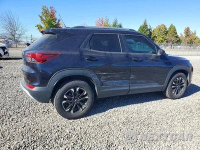 Trzecie zdjęcie samochodu z tyłu: 2021 CHEVROLET TRAILBLAZER LT VIN:KL79MRSL4MB024042 - miniatura