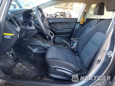 Zdjęcie 7 z 12 samochodu: 2016 KIA FORTE LX VIN:KNAFX4A62G5508903 - miniatura