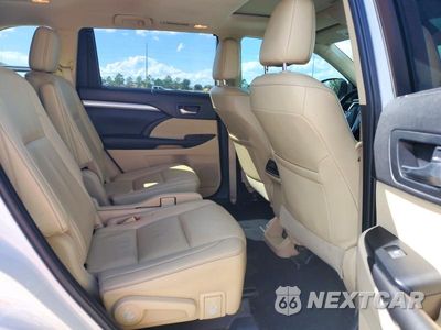Zdjęcie 11 z 13 samochodu: 2019 TOYOTA HIGHLANDER XLE VIN:5TDKZRFH2KS572333 - miniatura