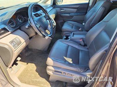 Zdjęcie 7 z 14 samochodu: 2016 HONDA ODYSSEY TOURING VIN:5FNRL5H91GB010322 - miniatura
