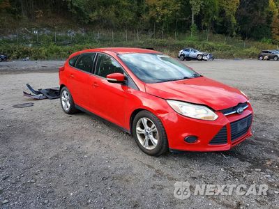 Czwarte zdjęcie samochodu z boku: 2014 FORD FOCUS SE VIN:1FADP3K24EL319488 - miniatura