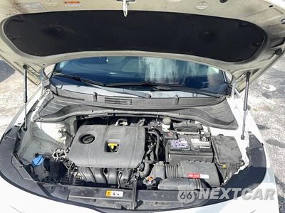 Zdjęcie 7 z 10 samochodu: 2020 KIA SOUL LX VIN:KNDJ23AU9L7724007 - miniatura