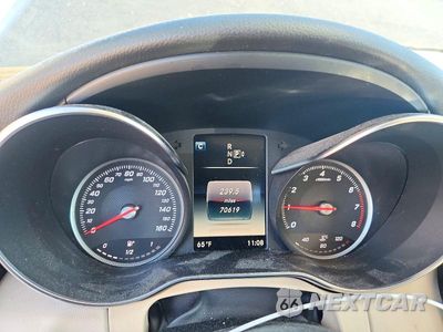 Zdjęcie 9 z 12 samochodu: 2015 MERCEDES-BENZ C 300 4MATIC VIN:55SWF4KB8FU019824 - miniatura