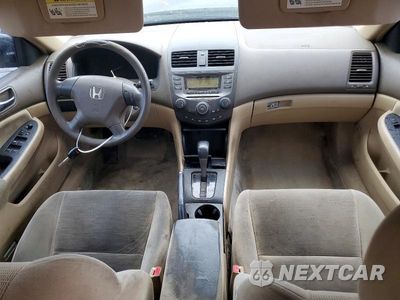 Zdjęcie 8 z 12 samochodu: 2007 HONDA ACCORD LX VIN:3HGCM56447G711376 - miniatura