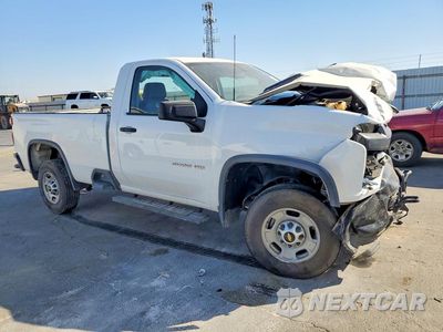 Czwarte zdjęcie samochodu z boku: 2021 CHEVROLET SILVERADO C2500 HEAVY DUTY VIN:1GC0WLE76MF114903 - miniatura