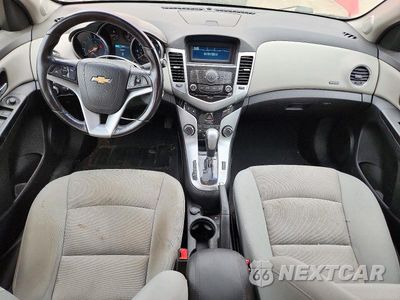 Zdjęcie 8 z 12 samochodu: 2014 CHEVROLET CRUZE LT VIN:1G1PC5SB8E7315024 - miniatura