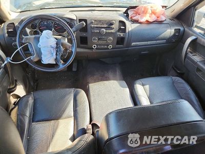 Zdjęcie 8 z 12 samochodu: 2011 CHEVROLET SILVERADO C1500 LT VIN:3GCPCSE03BG254004 - miniatura