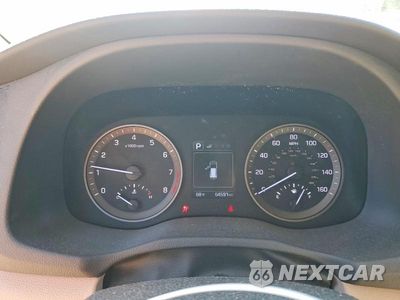 Zdjęcie 9 z 13 samochodu: 2018 HYUNDAI TUCSON VALUE VIN:KM8J3CA23JU756490 - miniatura