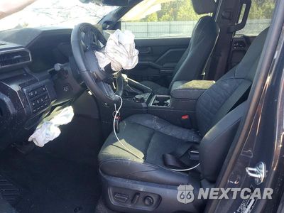 Zdjęcie 7 z 13 samochodu: 2025 TOYOTA 4RUNNER TRD OFF-ROAD PREMIUM HV VIN:JTEVB5BR7S5021700 - miniatura