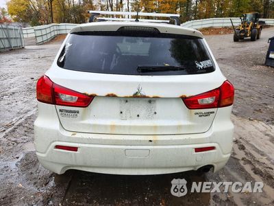 Zdjęcie 6 z 13 samochodu: 2012 MITSUBISHI OUTLANDER SPORT SE VIN:JA4AR4AU5CZ006650 - miniatura