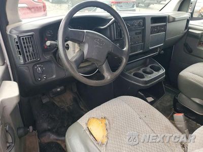 Zdjęcie 8 z 14 samochodu: 2006 CHEVROLET EXPRESS G2500 VIN:1GCGG25V961273032 - miniatura