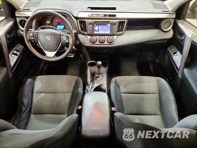 Zdjęcie 8 z 13 samochodu: 2015 TOYOTA RAV4 LE VIN:JTMBFREV6FD148705 - miniatura