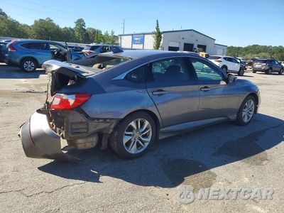 Trzecie zdjęcie samochodu z tyłu: 2018 HONDA ACCORD LX VIN:1HGCV1F17JA032610 - miniatura