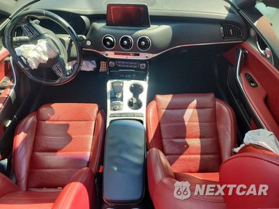 Zdjęcie 8 z 12 samochodu: 2018 KIA STINGER GT2 VIN:KNAE55LC5J6027684 - miniatura