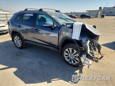 Czwarte zdjęcie samochodu z boku: 2021 TOYOTA RAV4 XLE PREMIUM VIN:2T3A1RFVXMW160588 - miniatura