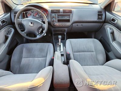 Zdjęcie 8 z 12 samochodu: 2003 HONDA CIVIC LX VIN:2HGES16543H593811 - miniatura