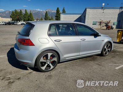 Trzecie zdjęcie samochodu z tyłu: 2017 VOLKSWAGEN GTI S VIN:3VW4T7AU9HM055068 - miniatura