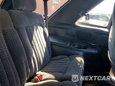 Zdjęcie 11 z 13 samochodu: 2000 CHEVROLET BLAZER VIN:1GNCT18W3YK282287 - miniatura