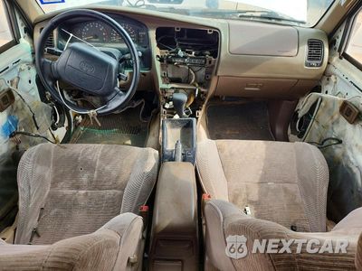 Zdjęcie 8 z 13 samochodu: 1997 TOYOTA 4RUNNER SR5 VIN:JT3GN86R3V0028150 - miniatura