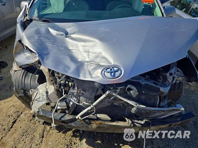 Zdjęcie 12 z 13 samochodu: 2012 TOYOTA SIENNA LE VIN:5TDKK3DC3CS196770 - miniatura