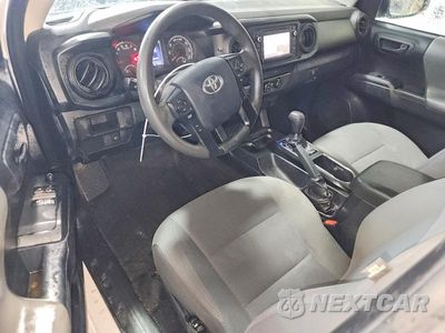 Zdjęcie 8 z 13 samochodu: 2019 TOYOTA TACOMA SR VIN:5TFRX5GN5KX162413 - miniatura