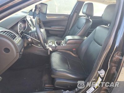Zdjęcie 7 z 13 samochodu: 2015 CHRYSLER 300C VIN:2C3CCAET3FH781506 - miniatura