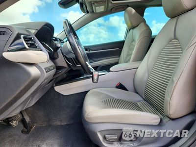 Zdjęcie 7 z 12 samochodu: 2019 TOYOTA CAMRY SE VIN:4T1B11HK1KU735823 - miniatura