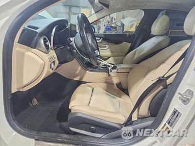 Zdjęcie 7 z 12 samochodu: 2015 MERCEDES-BENZ C 300 4MATIC VIN:55SWF4KB1FU062787 - miniatura