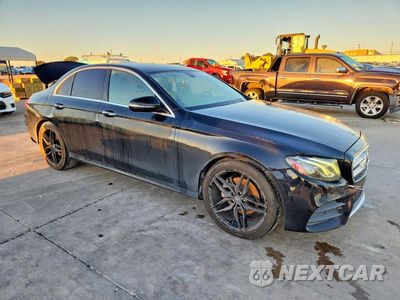 Czwarte zdjęcie samochodu z boku: 2018 MERCEDES-BENZ E 300 4MATIC VIN:WDDZF4KB0JA375366 - miniatura
