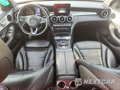 Zdjęcie 8 z 12 samochodu: 2018 MERCEDES-BENZ C 300 VIN:55SWF4JB2JU237316 - miniatura