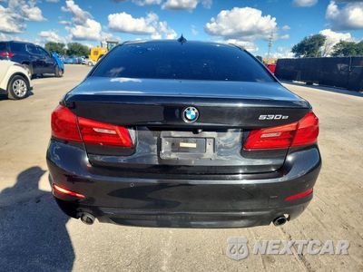 Zdjęcie 6 z 13 samochodu: 2018 BMW 530E VIN:WBAJA9C51JB251562 - miniatura