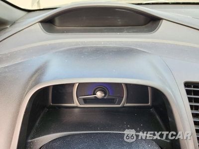 Zdjęcie 9 z 12 samochodu: 2006 HONDA CIVIC LX VIN:1HGFA16596L129816 - miniatura
