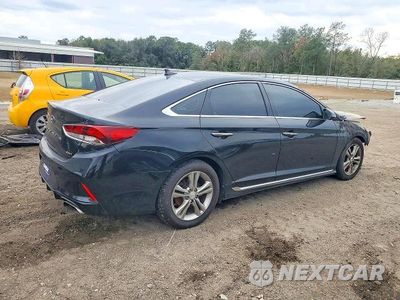 Trzecie zdjęcie samochodu z tyłu: 2018 HYUNDAI SONATA SPORT VIN:5NPE34AF1JH623378 - miniatura