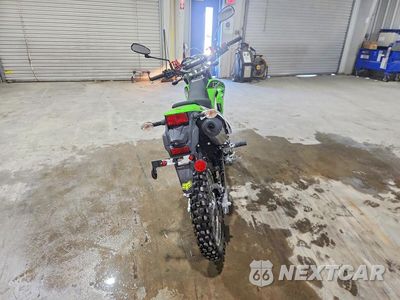 Czwarte zdjęcie samochodu z boku: 2021 KAWASAKI KLX230 A VIN:MH4LXCA11MJP00138 - miniatura