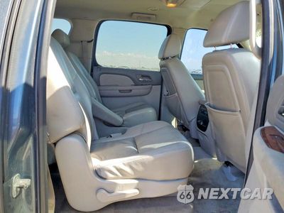 Zdjęcie 11 z 13 samochodu: 2008 CHEVROLET SUBURBAN K1500 LS VIN:3GNFK16308G133268 - miniatura