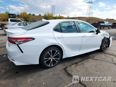Trzecie zdjęcie samochodu z tyłu: 2019 TOYOTA CAMRY VIN:4T1B11HK8KU699466 - miniatura
