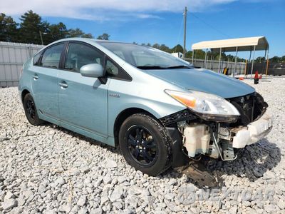 Czwarte zdjęcie samochodu z boku: 2013 TOYOTA PRIUS TWO VIN:JTDKN3DU3D1720787 - miniatura