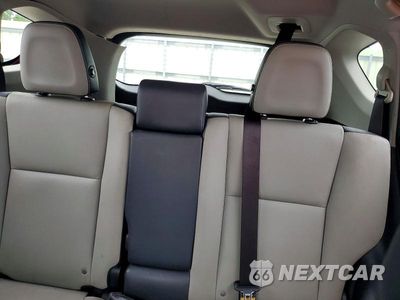 Zdjęcie 10 z 14 samochodu: 2018 TOYOTA RAV4 LIMITED VIN:JTMYFREV7JD119183 - miniatura