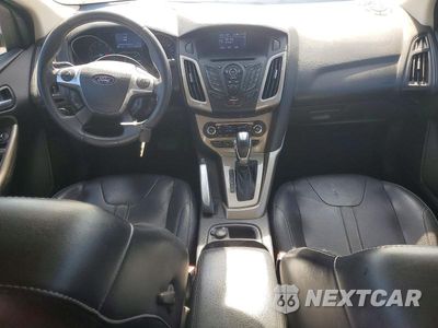 Zdjęcie 8 z 12 samochodu: 2012 FORD FOCUS SEL VIN:1FAHP3H24CL386758 - miniatura