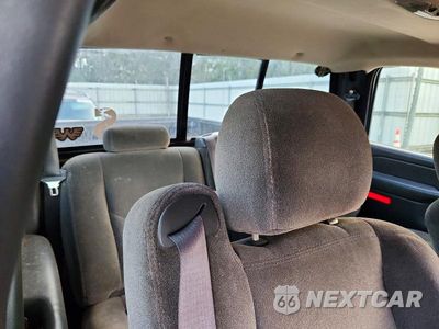 Zdjęcie 10 z 12 samochodu: 2005 CHEVROLET SILVERADO K1500 VIN:2GCEK13T351131608 - miniatura