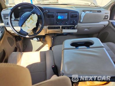 Zdjęcie 8 z 13 samochodu: 2006 FORD F250 SUPER DUTY VIN:1FTSX21P66EA58122 - miniatura
